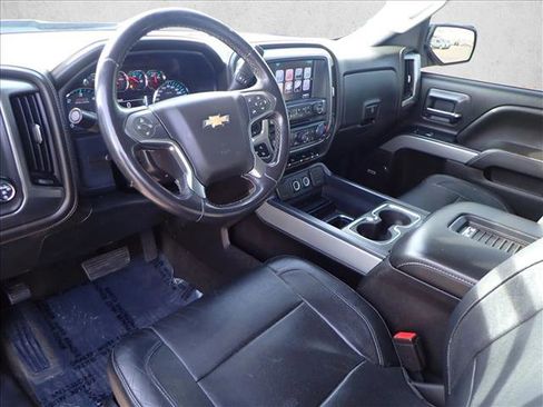 Used 2017 Chevrolet Silverado 1500 LTZ Z71 w/ Midnight Edition image 9
