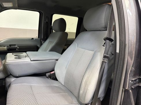 Used 2015 Ford F250 XLT w/ XLT Value Package image 16