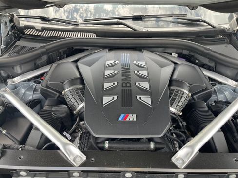 Used 2024 BMW X5 M60i AWD/4WD image 34