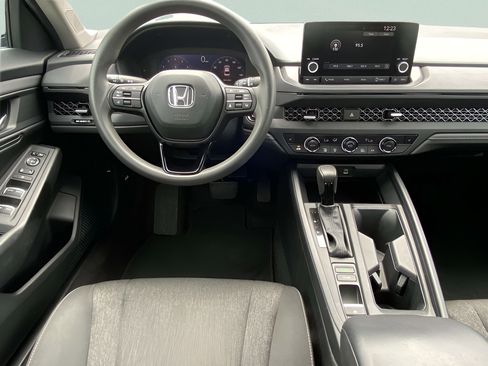 Used 2024 Honda Accord EX image 9