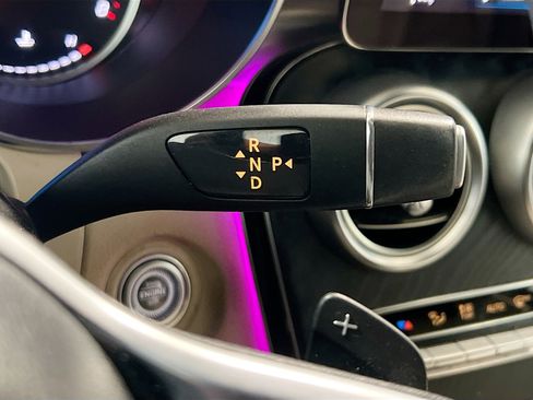 Used 2022 Mercedes-Benz GLC 300 w/ Premium Package Lite image 11