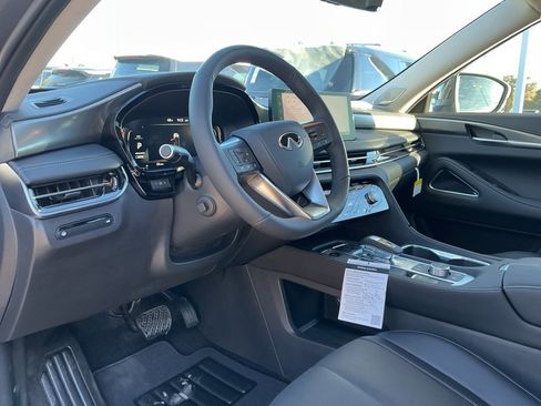 Certified 2026 INFINITI QX60 Luxe w/ Family Package image 22