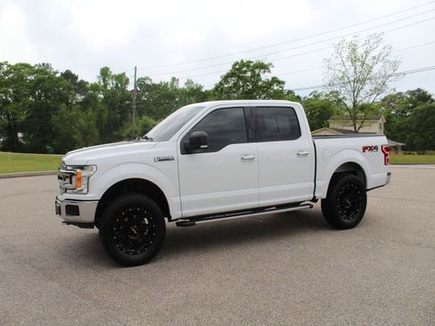 Used 2018 Ford F150 XLT w/ Equipment Group 301A Mid image 1