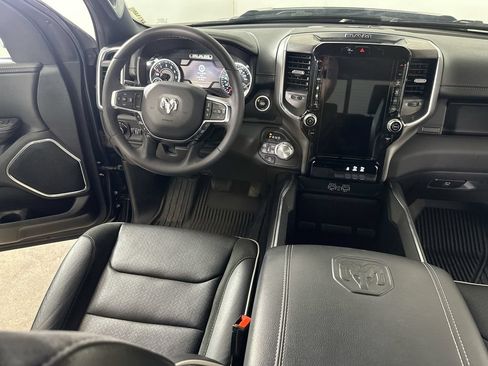 Used 2025 RAM 1500 Laramie w/ Sport Appearance Package AWD/4WD image 17