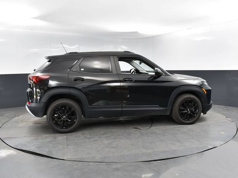 Used 2021 Chevrolet TrailBlazer LT w/ Convenience Package FWD image 10