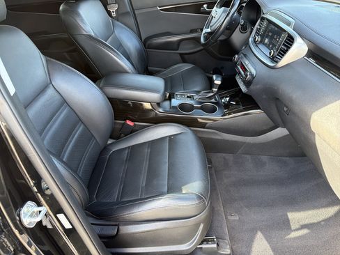 Used 2020 Kia Sorento EX FWD image 11