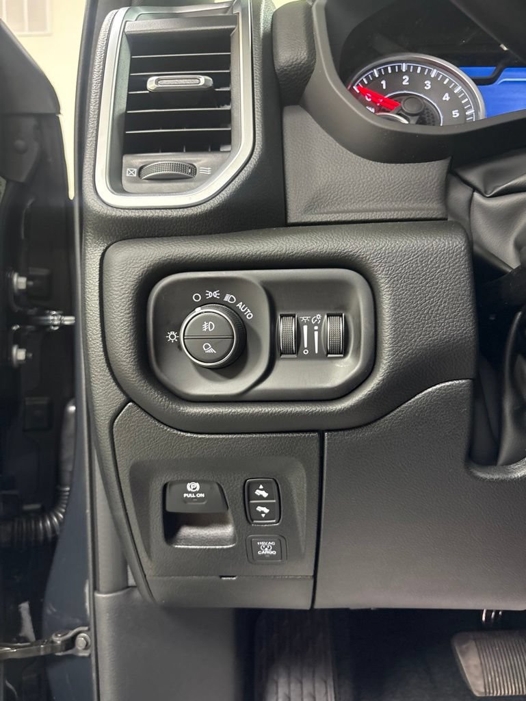 New 2026 RAM 1500 Big Horn AWD/4WD image 10