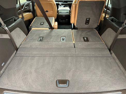 Used 2021 Cadillac Escalade Sport w/ Driver Assist Tech Package image 20