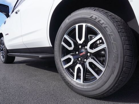 Certified 2022 GMC Yukon AT4 w/ Technology Package image 6