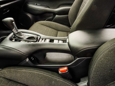 Used 2024 Honda HR-V LX image 20