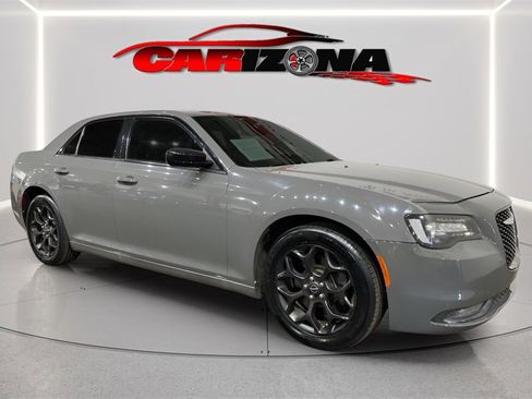 Used 2019 Chrysler 300 S image 2
