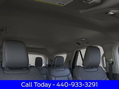 New 2026 Ford Explorer Active w/ Active Comfort Package image 25