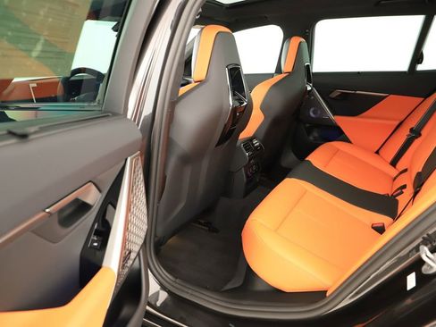 Used 2026 BMW M5 Touring AWD/4WD image 35