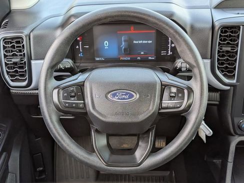 Used 2024 Ford Ranger XL w/ Trailer Tow Package image 14