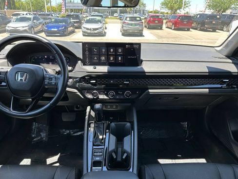Used 2025 Honda Accord EX-L image 22