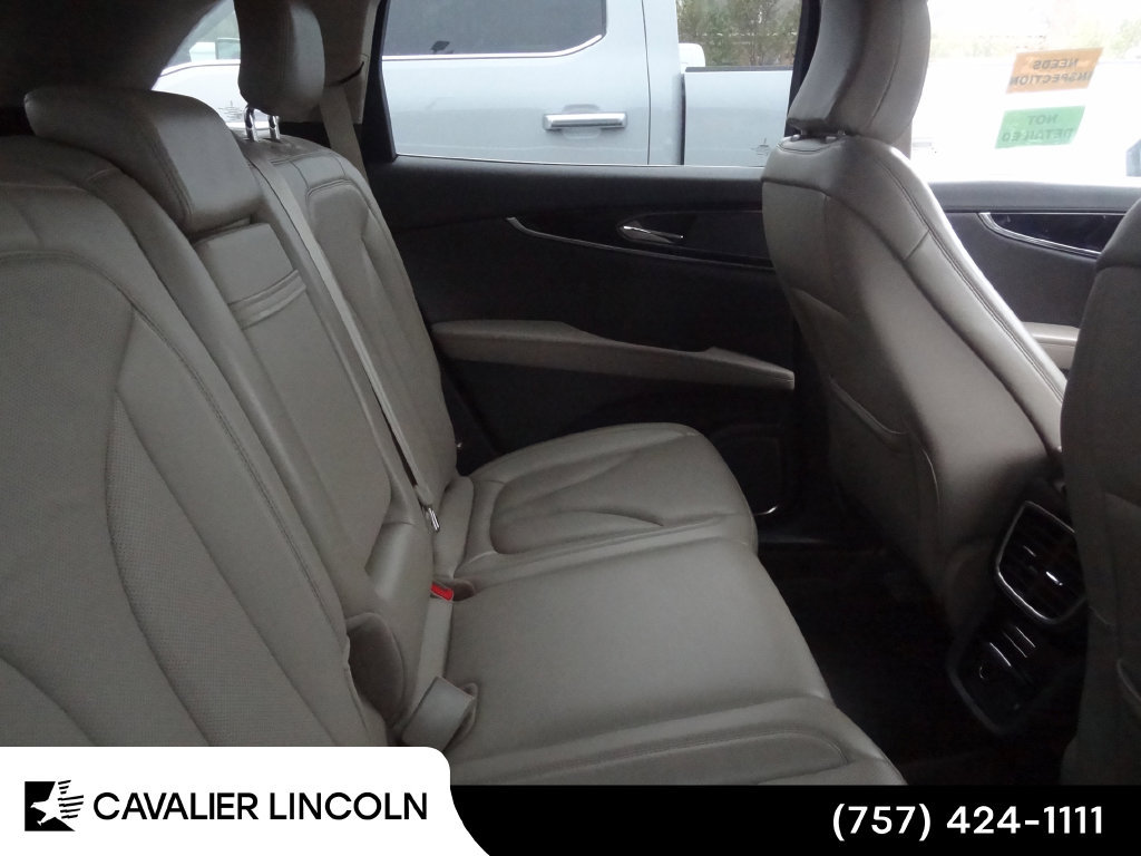Used 2022 Lincoln Nautilus Reserve FWD image 8