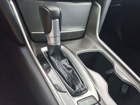 Used 2021 Honda Accord LX image 12