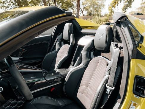 Used 2024 Chevrolet Corvette Z06 RWD image 41