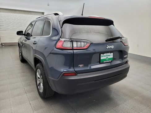 Used 2019 Jeep Cherokee Latitude Plus FWD image 5