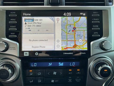 Used 2022 Toyota 4Runner Limited AWD/4WD image 26