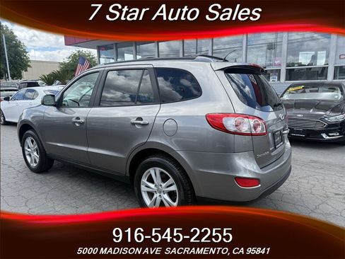 Used 2012 Hyundai Santa Fe Limited FWD image 4