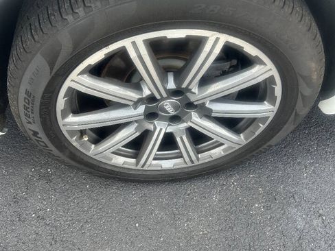 Used 2019 Audi Q7 3.0T Premium Plus AWD/4WD image 12