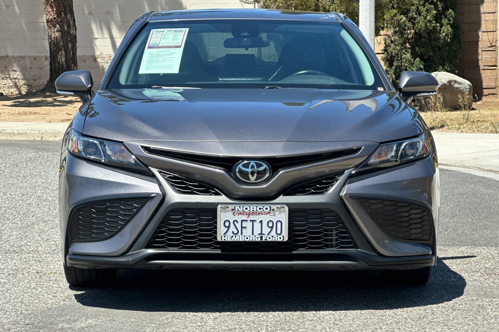 Used 2023 Toyota Camry SE FWD image 9