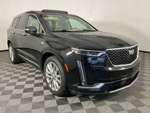 Used 2020 Cadillac XT6 Premium Luxury w/ Platinum Package AWD/4WD image 3