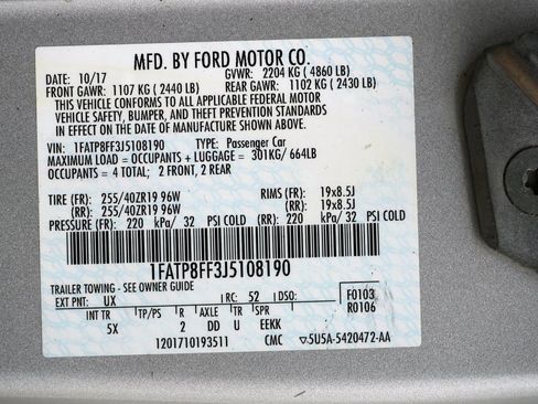 Used 2018 Ford Mustang GT Premium w/ Equipment Group 401A RWD image 41