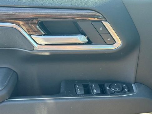 New 2026 Chevrolet Silverado 1500 RST w/ Rally Edition AWD/4WD image 16