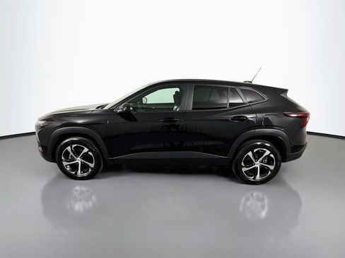 Used 2025 Chevrolet Trax RS w/ Driver Confidence Package FWD image 4