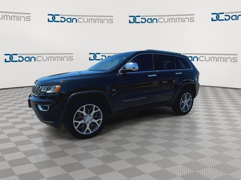 Used 2021 Jeep Grand Cherokee Limited AWD/4WD image 4