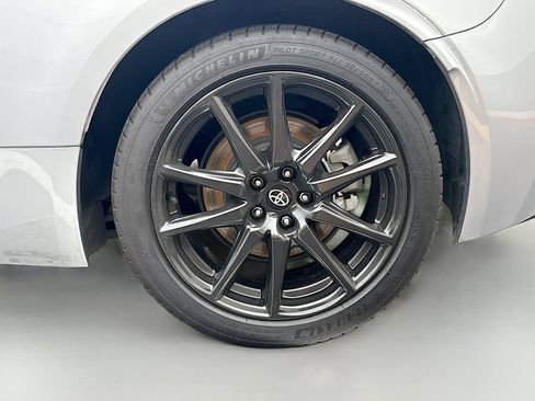 Used 2023 Toyota GR86 RWD image 28