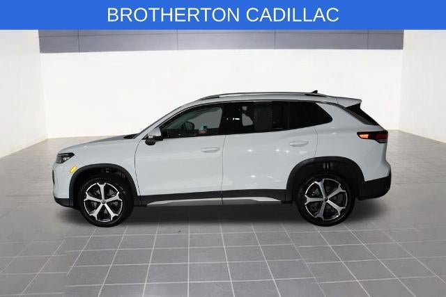 Used 2026 Volkswagen Tiguan SE AWD/4WD image 2