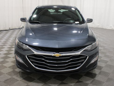 Used 2020 Chevrolet Malibu LT FWD image 36