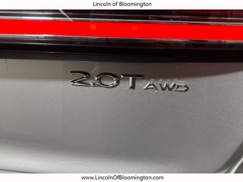 Used 2019 Lincoln Nautilus Reserve image 24