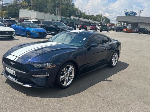 Used 2021 Ford Mustang Premium w/ Equipment Group 201A image 4