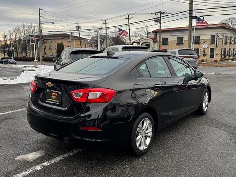 Used 2019 Chevrolet Cruze LS w/ LS Convenience Package image 4
