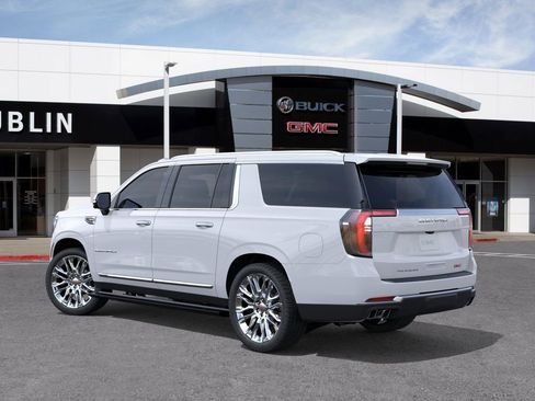 New 2026 GMC Yukon XL Denali w/ Denali Reserve Package image 5