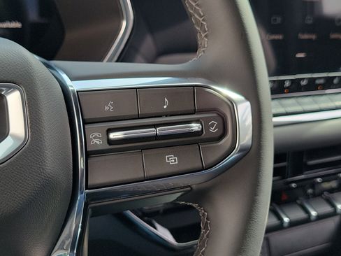 New 2026 GMC Canyon Elevation w/ Convenience Package RWD image 25