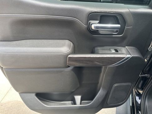 Used 2019 Chevrolet Silverado 1500 LTZ AWD/4WD image 19