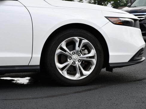 Used 2023 Honda Accord LX image 9