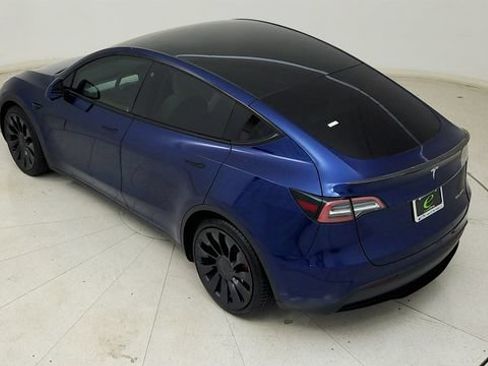 Used 2023 Tesla Model Y Performance AWD/4WD image 25