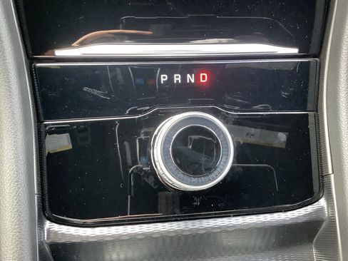 New 2025 Jeep Grand Cherokee Laredo w/ Luxury Tech Group I image 19