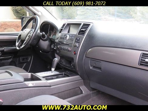 Used 2014 Nissan Armada SV image 6