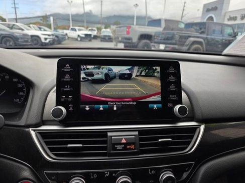 Used 2021 Honda Accord Sport image 14