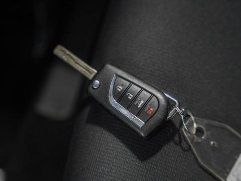 Used 2025 Toyota Corolla LE FWD image 39