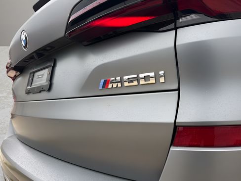 Used 2024 BMW X5 M60i AWD/4WD image 9
