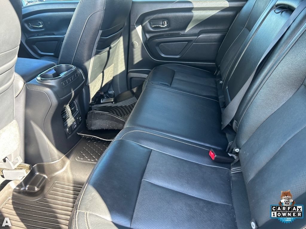 Used 2019 Nissan Titan SL w/ Midnight Edition AWD/4WD image 17