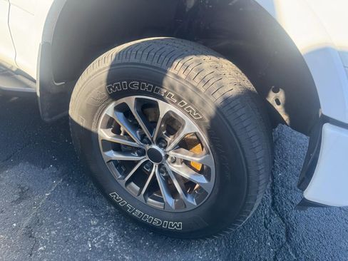 Used 2020 Ford F150 XLT w/ Equipment Group 302A Luxury image 10